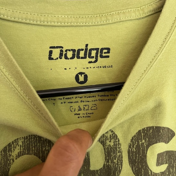 Adult Crop Green Graphic T-Shirt - Picture 3 of 3